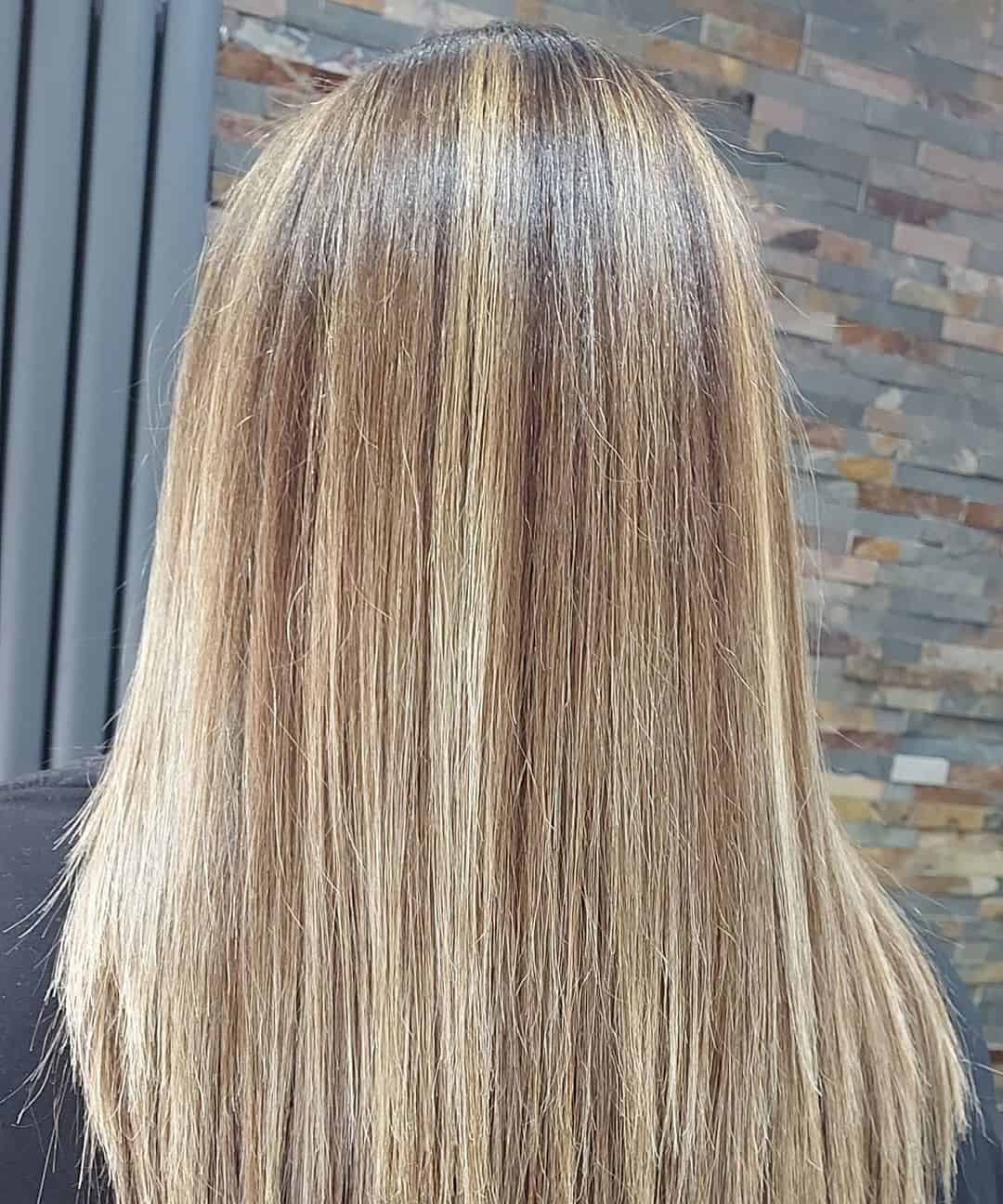 Balayage On Blonde Hair: Can Blondes Get a Perfect Balayage? 9 How Is It Applied
