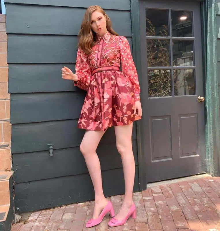 30+ Best Haircuts for Tall Skinny Girls (2023 Update) 26 Karen Gillan Haircut
