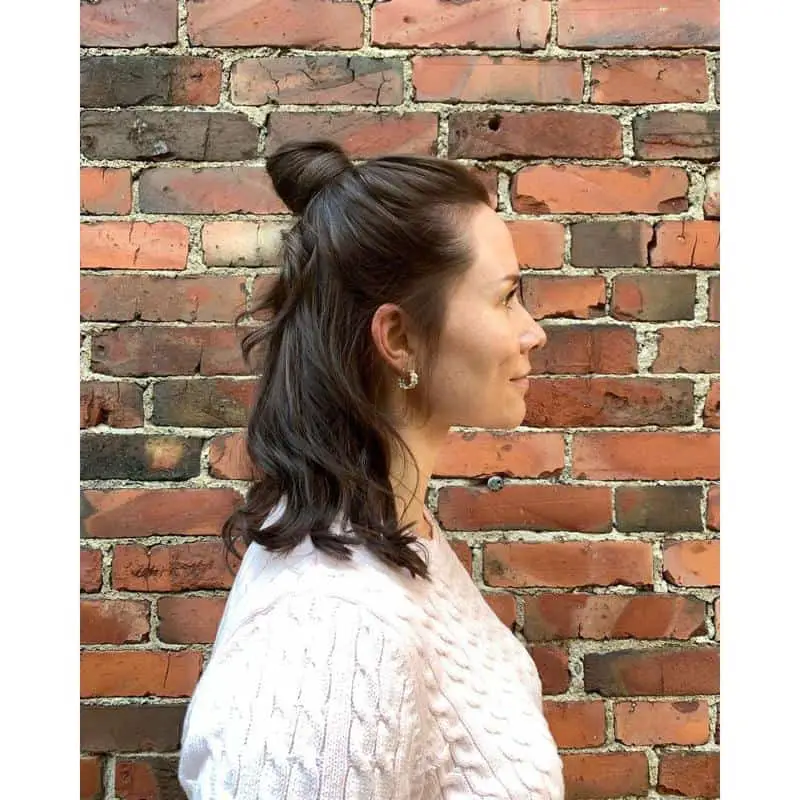 60 Half-Up Half-Down Hairstyles You’ll Fall in Love with (2023 Update) 25 Medium Hair Half-Up, Half-Down Hairstyles 4