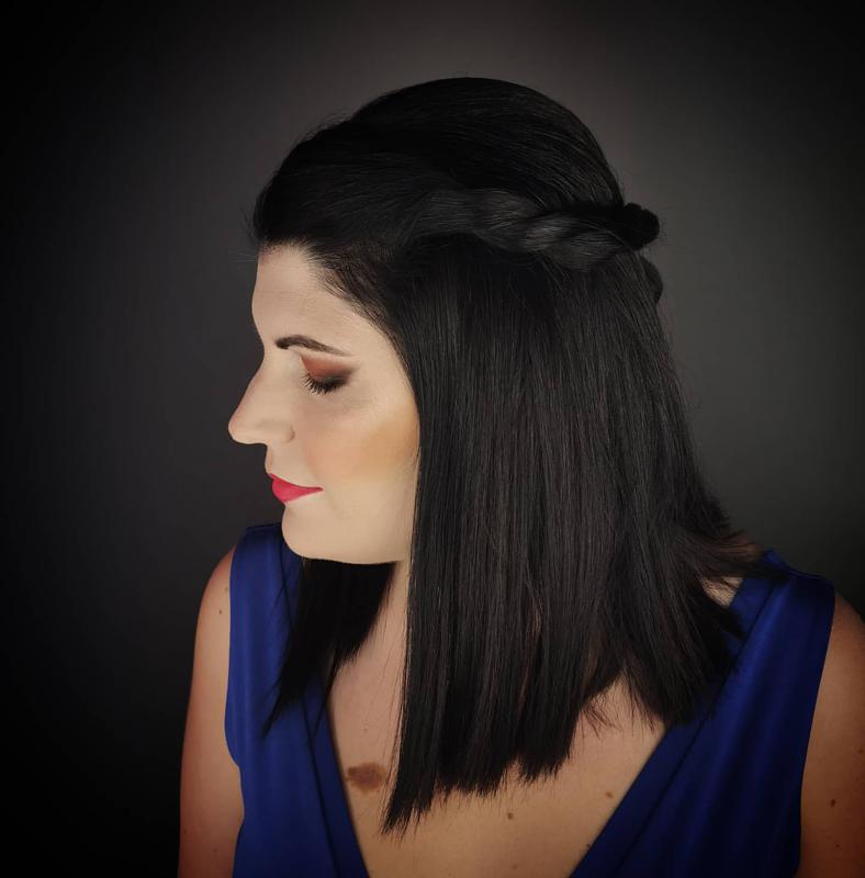 60 Half-Up Half-Down Hairstyles You’ll Fall in Love with (2023 Update) 26 Medium Hair Half-Up, Half-Down Hairstyles 5