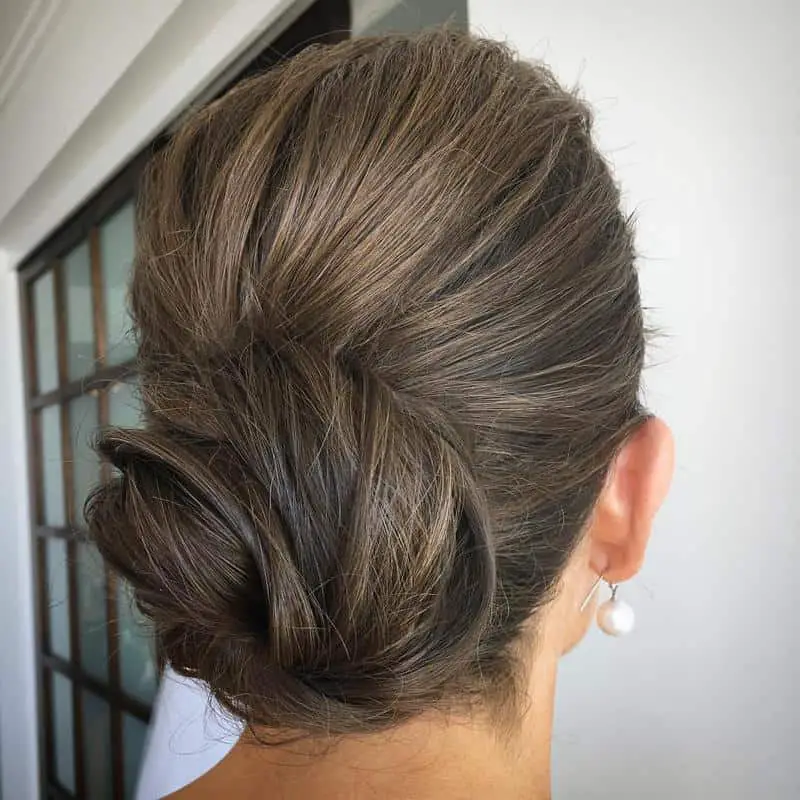 Messy Chignon 1