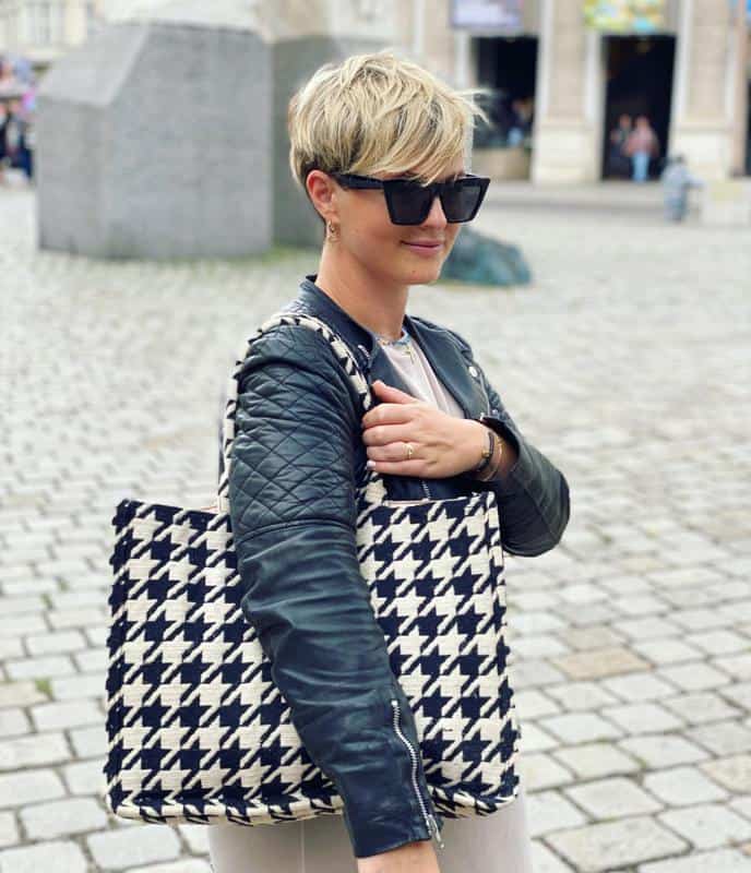 30+ Best Haircuts for Tall Skinny Girls (2023 Update) 12 Pixie Cuts for Tall Skinny Girl