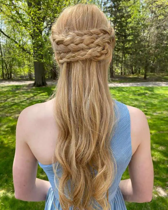 Prom Half-Up, Half-Down Hairstyles 3