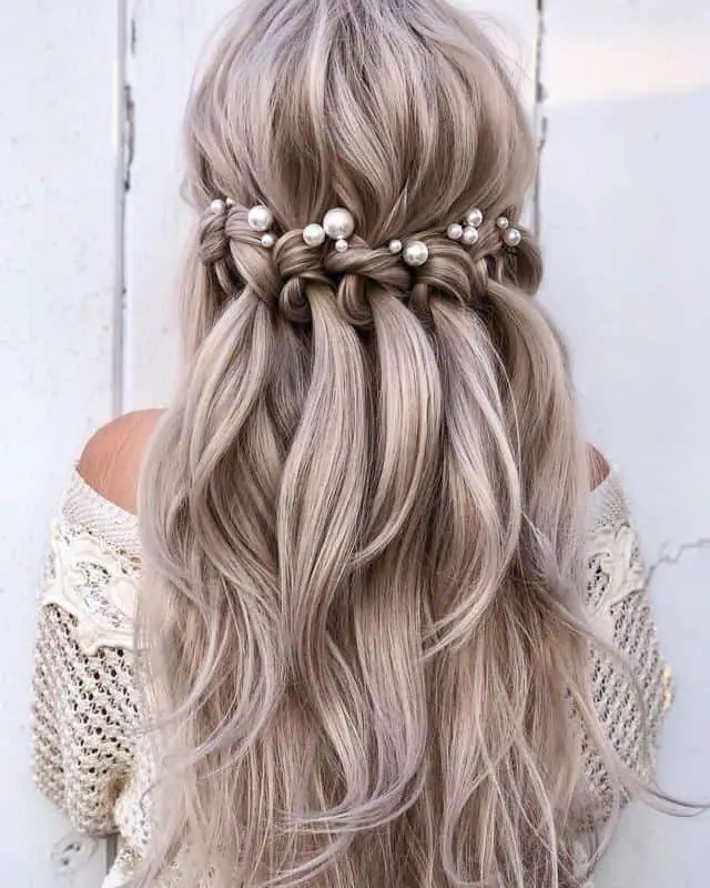 Prom Half-Up, Half-Down Hairstyles 5