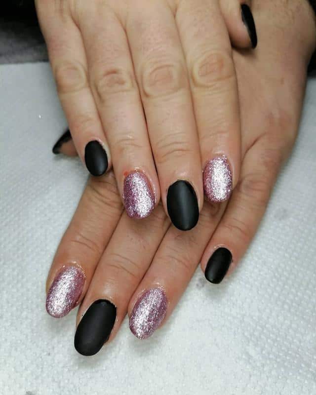 Rose Gold And Black Nails 2