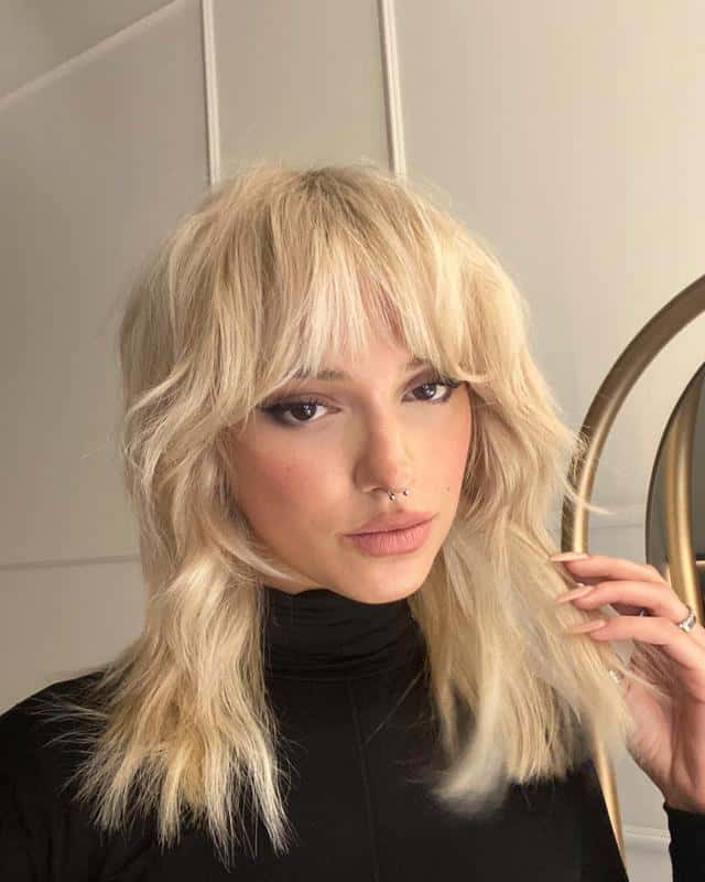 50+ Incredible Good Hairstyles for Those With Big Ears (2023 Update) 46 Shaggy Haircut 2