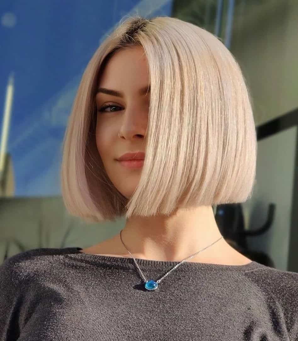 Top 40 Gorgeous Colored Bob Hairstyles (2023 Update) 11 Short Defined Color Bob Haircut