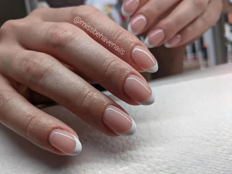 60 Elegant French Tip Nail For A Super Trendy Manicure (2023 Update) 20 Short French Nail Tip Designs 4