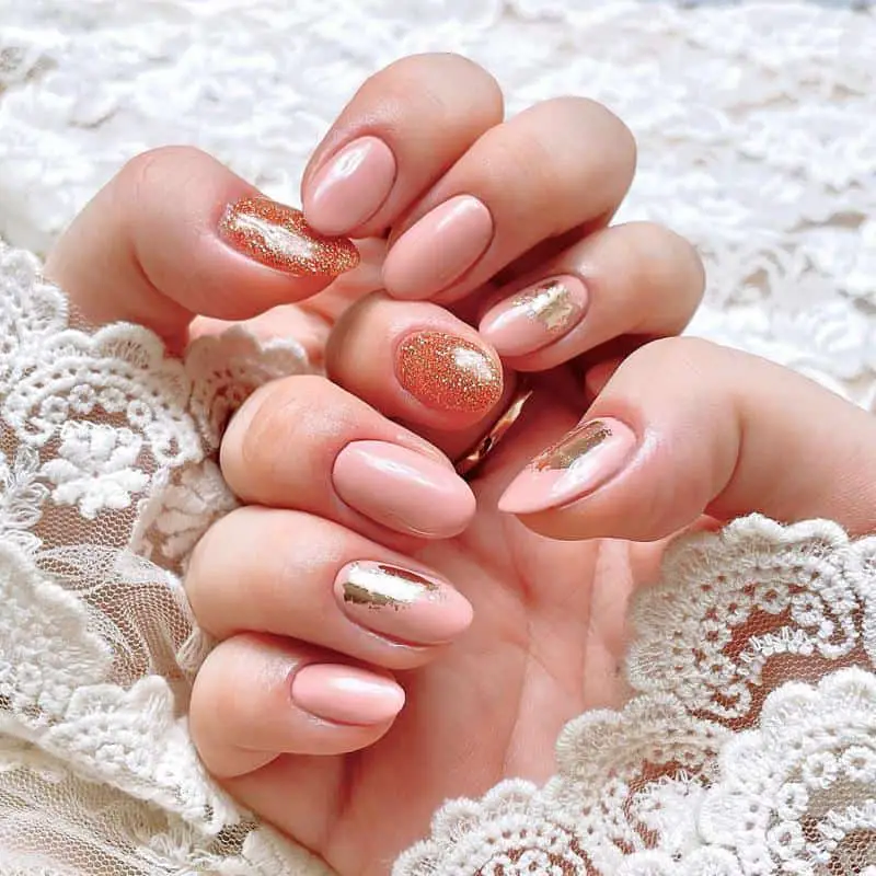 Short Rose Gold Nails 3