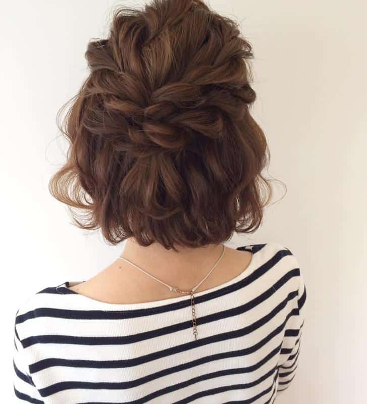 60 Half-Up Half-Down Hairstyles You’ll Fall in Love with (2023 Update) 12 Short Hair Half-Up, Half-Down Hairstyles 1