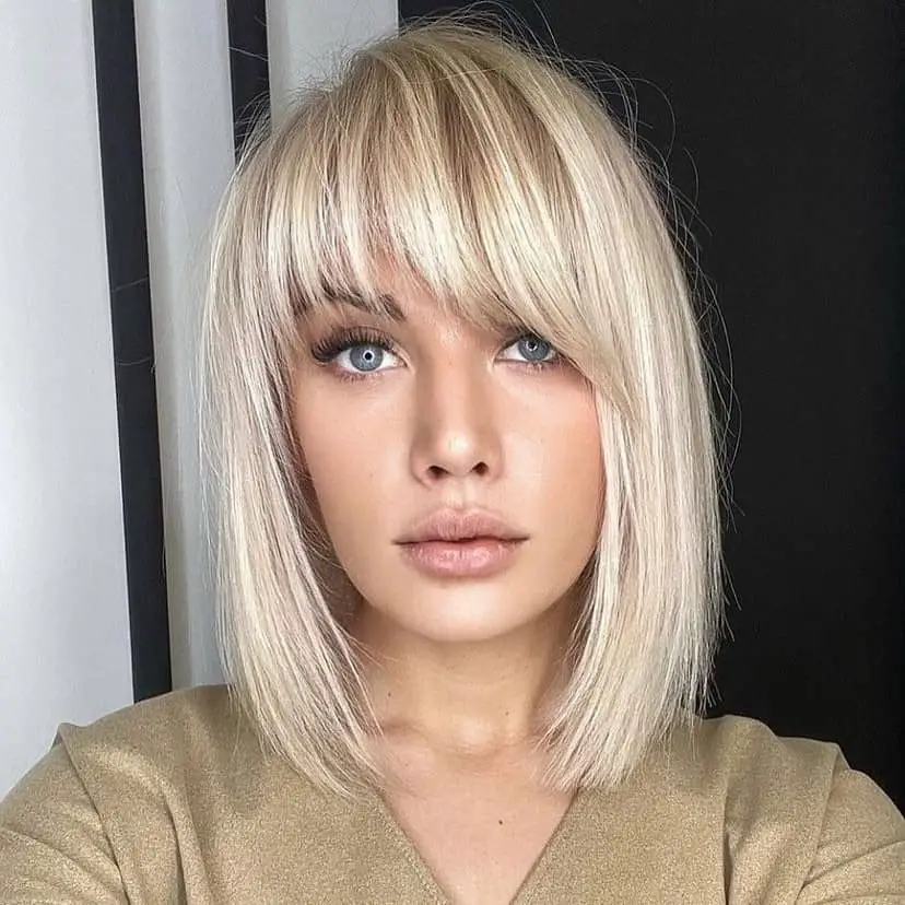 30 Cute Fringe Hairstyles For Your New Look  Sleek Bob Haircut with Side  Fringe