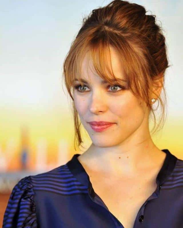 70+ Red Hairstyle With Highlights, Lowlights and Balayage (2023 Update) 73 Subtle Golden Streaks With A Bright Red 2
