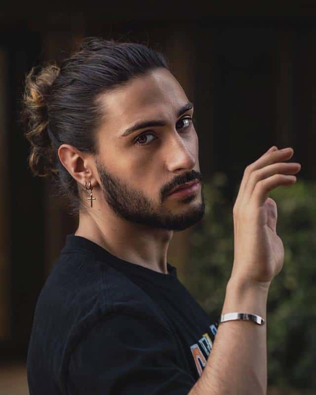 50+ Incredible Good Hairstyles for Those With Big Ears (2023 Update) 48 The Man Bun For Those With Big Ears