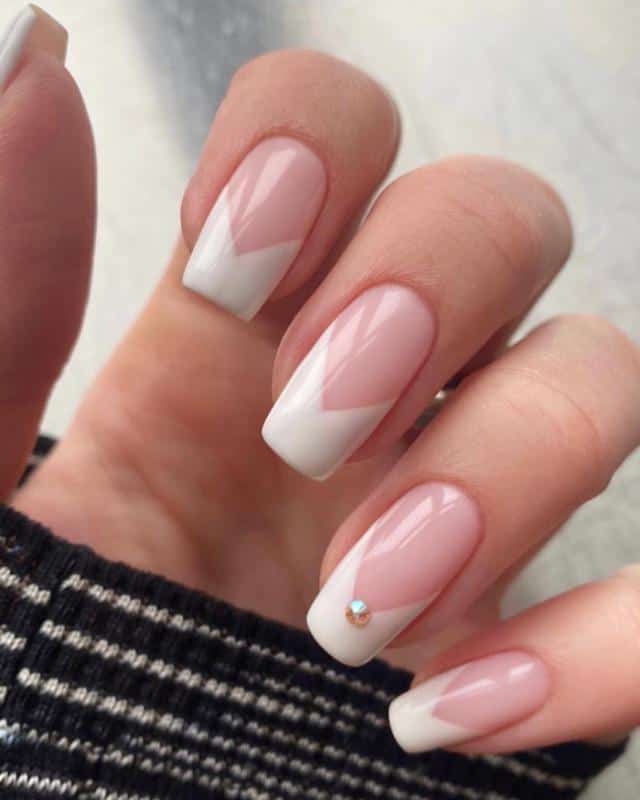 60 Elegant French Tip Nail For A Super Trendy Manicure (2023 Update) 25 V French Nail Tip Design 4