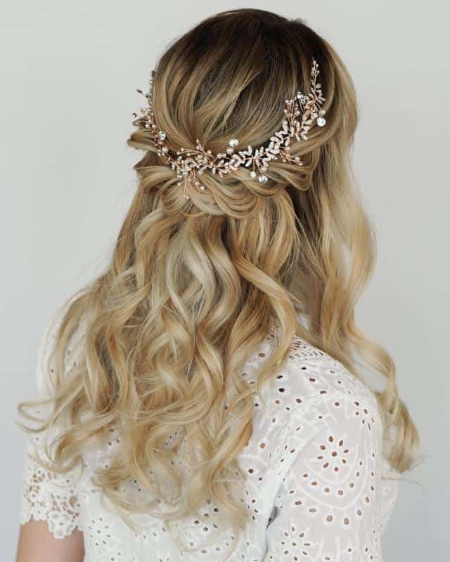 Wedding Half-Up, Half-Down Hairstyles 1