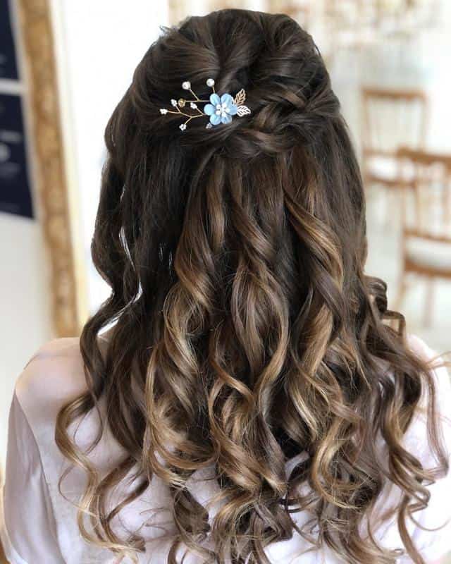 Wedding Half-Up, Half-Down Hairstyles 3