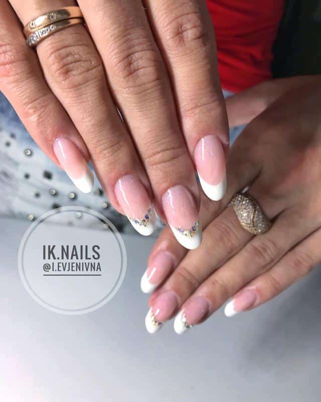 60 Elegant French Tip Nail For A Super Trendy Manicure (2023 Update) 8 White French Nail Design 2