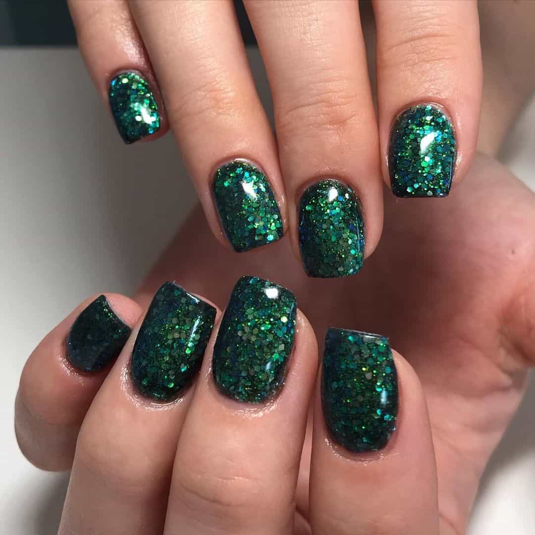 Bright Green Emerald Glitter Manicure