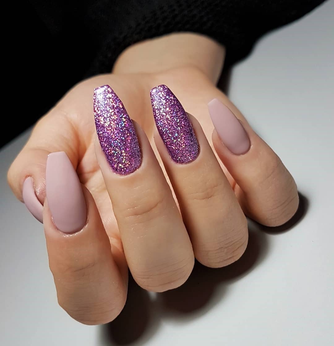 Elegant Prom Glitter Nails