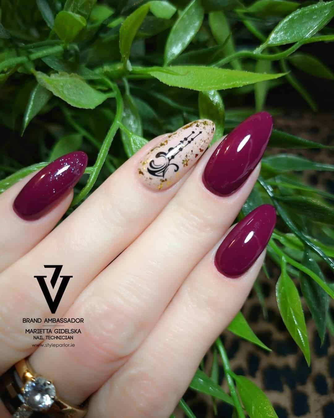 40+ Unique Burgundy Nail Design Ideas (Square & Coffin, Oval & Almond) 26 Nail Art Burgundy Manicure