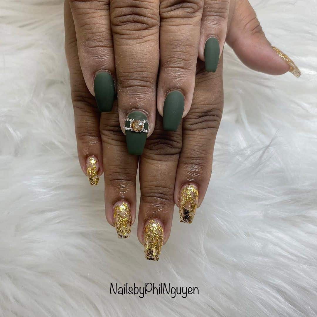 Top 36 Stunning Nail Designs With Diamond (2023 Update)  Diamond nail  designs, Diamond nail art design, Diamond nail art