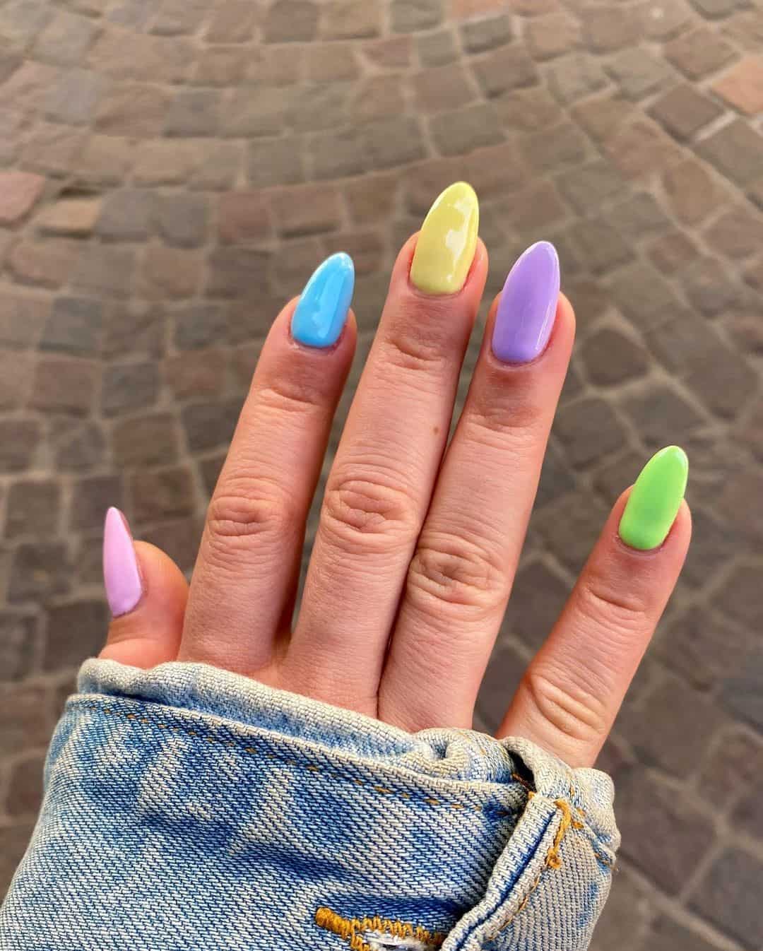 Ombre Rainbow Nails