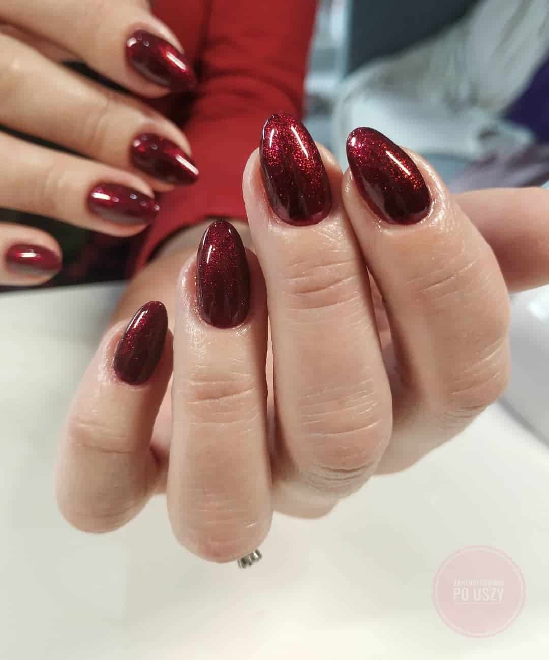 40+ Unique Burgundy Nail Design Ideas (Square & Coffin, Oval & Almond) 37 Oval Nails With Glitter Burgundy Manicure