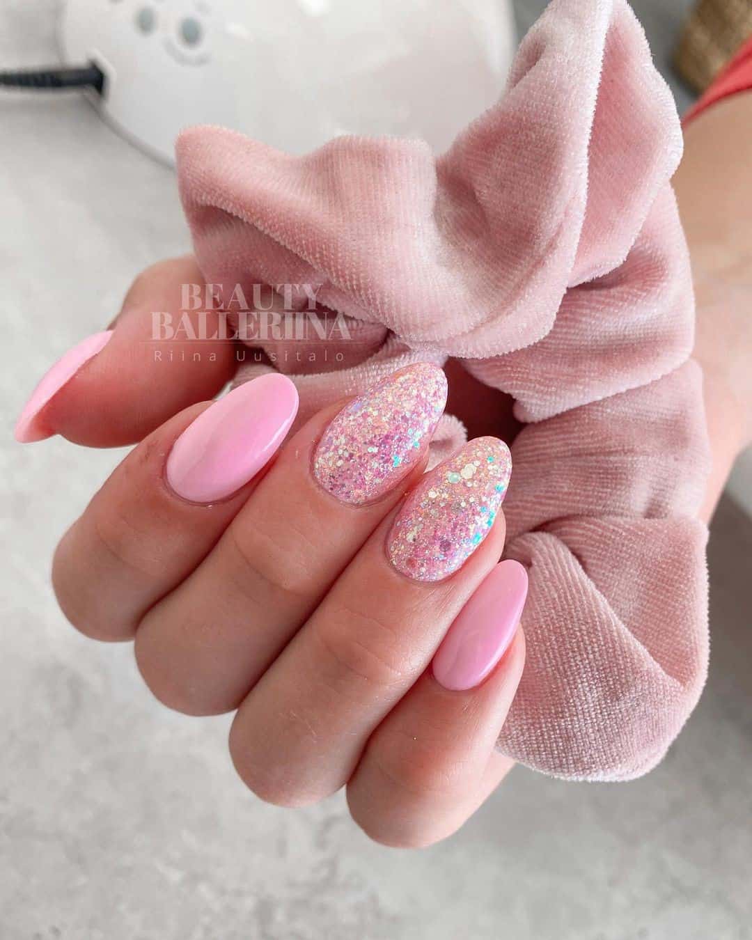 Oval Pink Glitter Manicure