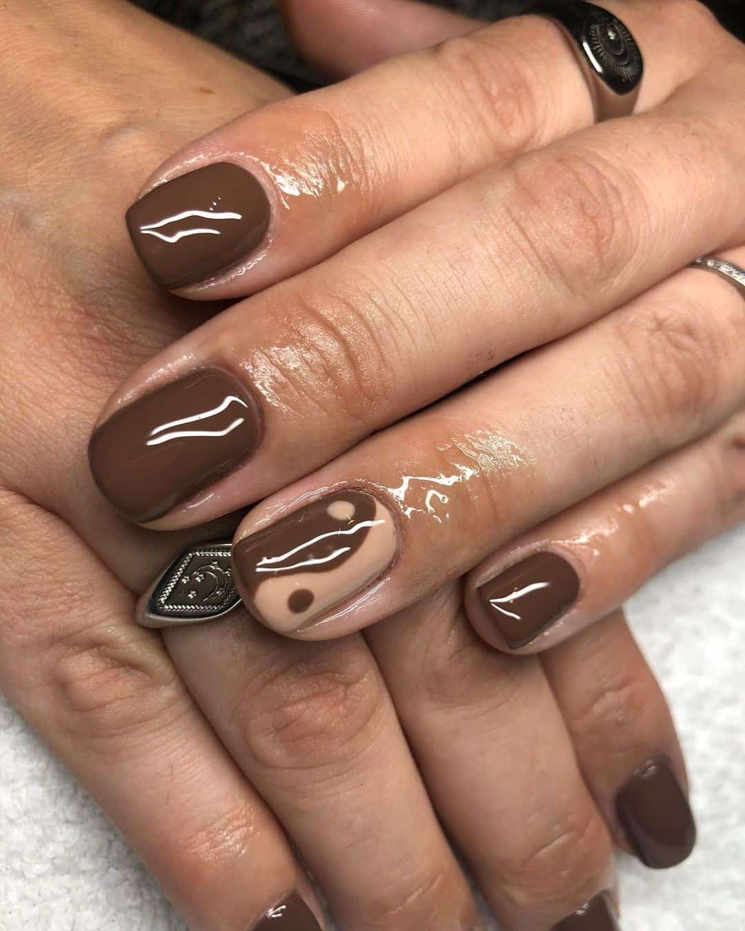 Short Brown Fall Manicure