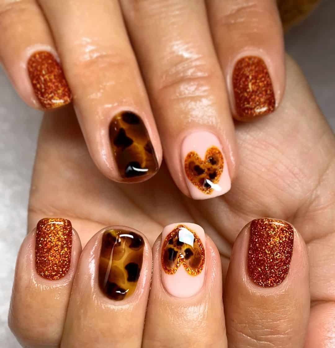 Short Cheetah Glitter Nails