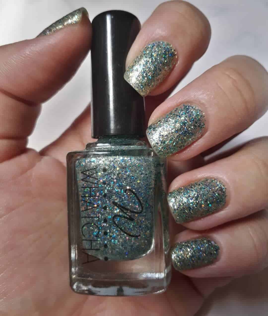 Short Square Manicure With Glitter