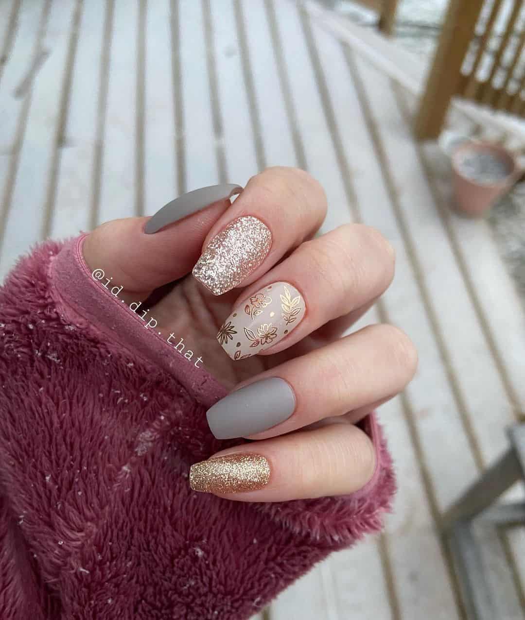 Winter Coffin Nail Manicure