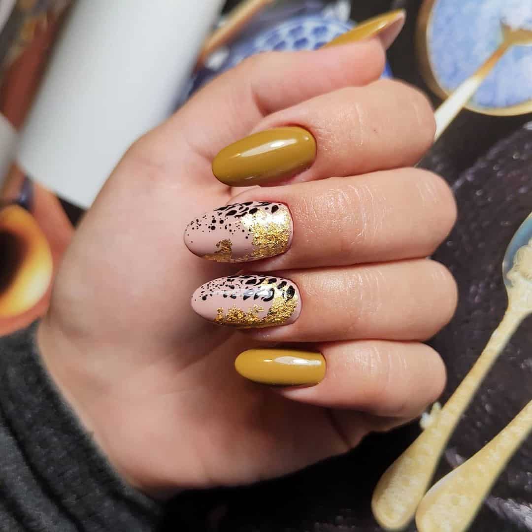 Yellow Oval Winter Nails