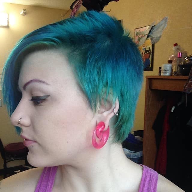 33 Perfect Pixie Cuts For Round Face That You Will Adore (2022 Version) 4 Asymmetric Pixie