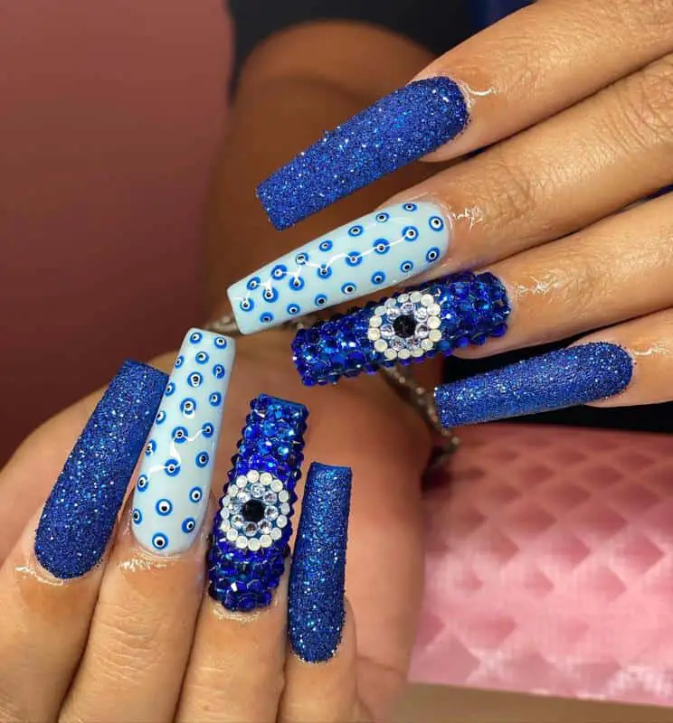 Blue Rhinestones Nails