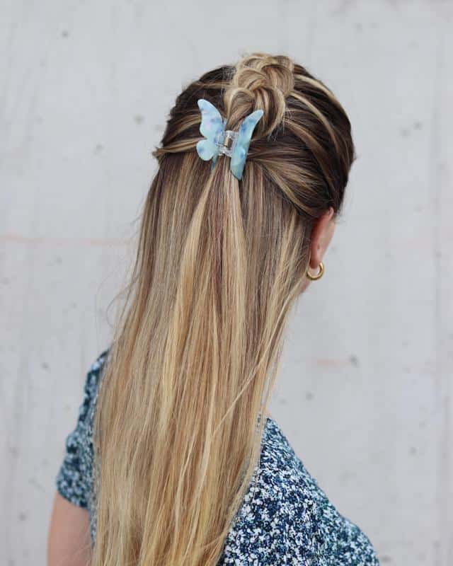 30 Claw Clip Hairstyles That Will Make You Look Stunning 25 Butterfly Hair Clip Claw