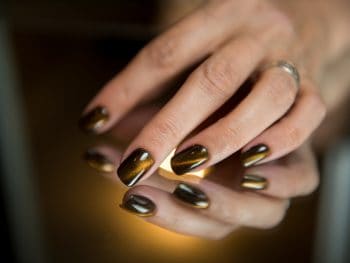 Cat Eye Nail
