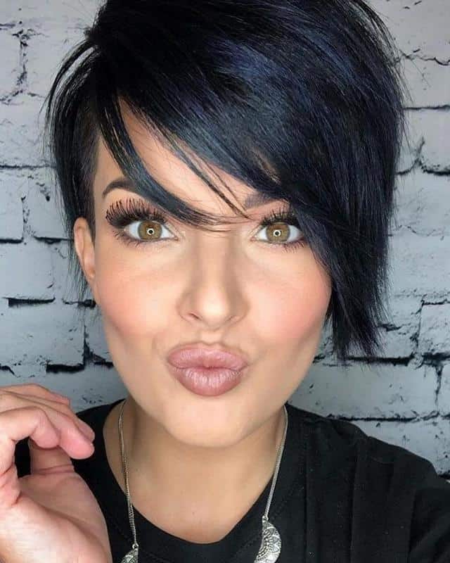 Edgy Pixie Cuts For Round Faces