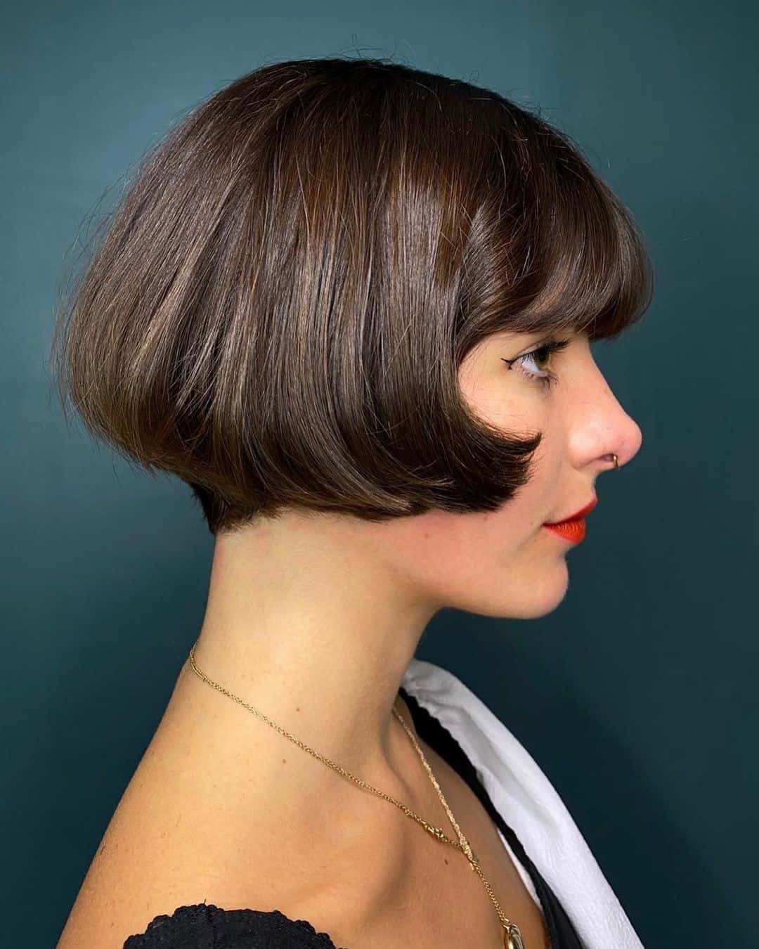 Elegant & Sleek French Bob Haircut