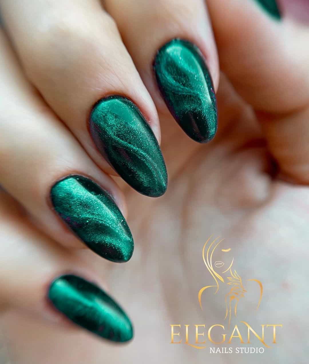 30+ Unique Cat Eye Nail Design Ideas 2022 (Short And Long) 12 Feminine Oval Cat Eye Green Design
