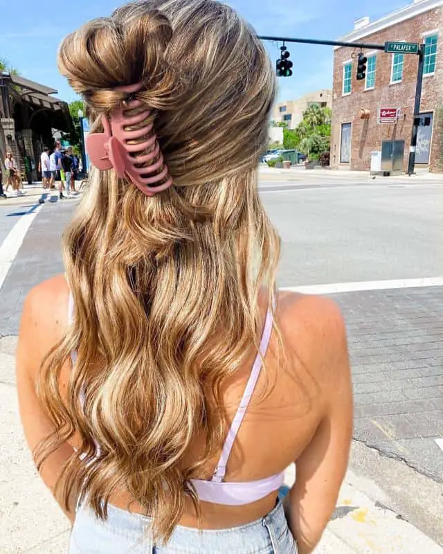 30 Claw Clip Hairstyles That Will Make You Look Stunning 10 Half Bun Hairstyle