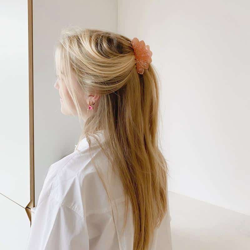 30 Claw Clip Hairstyles That Will Make You Look Stunning 5 Half Up, Half Down Hairstyle