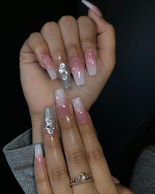 32 Elegant Nail Design With Rhinestones (2022 Version) 15 Ombre Nails With Rhinestones