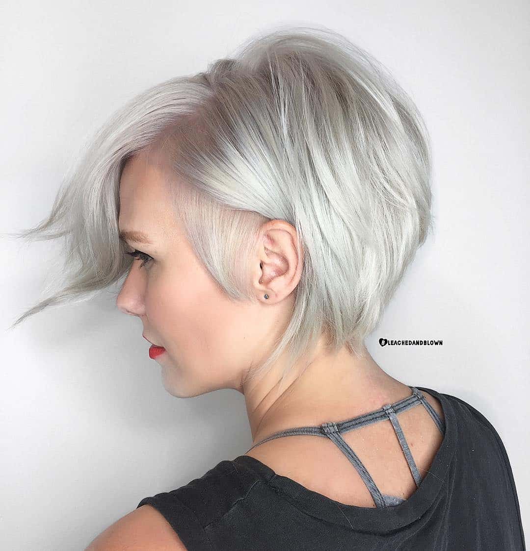 33 Perfect Pixie Cuts For Round Face That You Will Adore (2022 Version) 33 Side-Parted Silver Pixie-Bob
