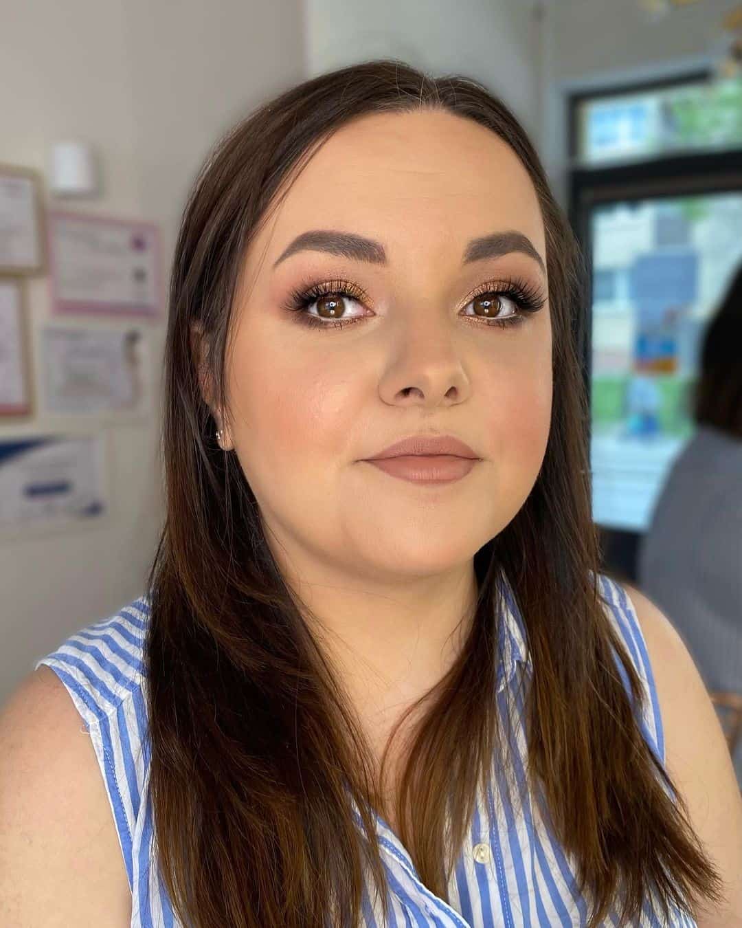 Top 30 Makeup Tips For A Round Face (Simple, Neutral & Everyday) 10 Soft Everyday Makeup