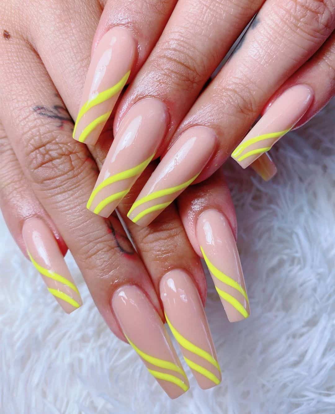 Stiletto Yellow Nail Designs With Lines