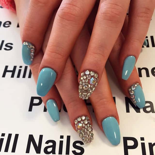 32 Elegant Nail Design With Rhinestones (2022 Version) 21 Swarovski Rhinestones Nails 2