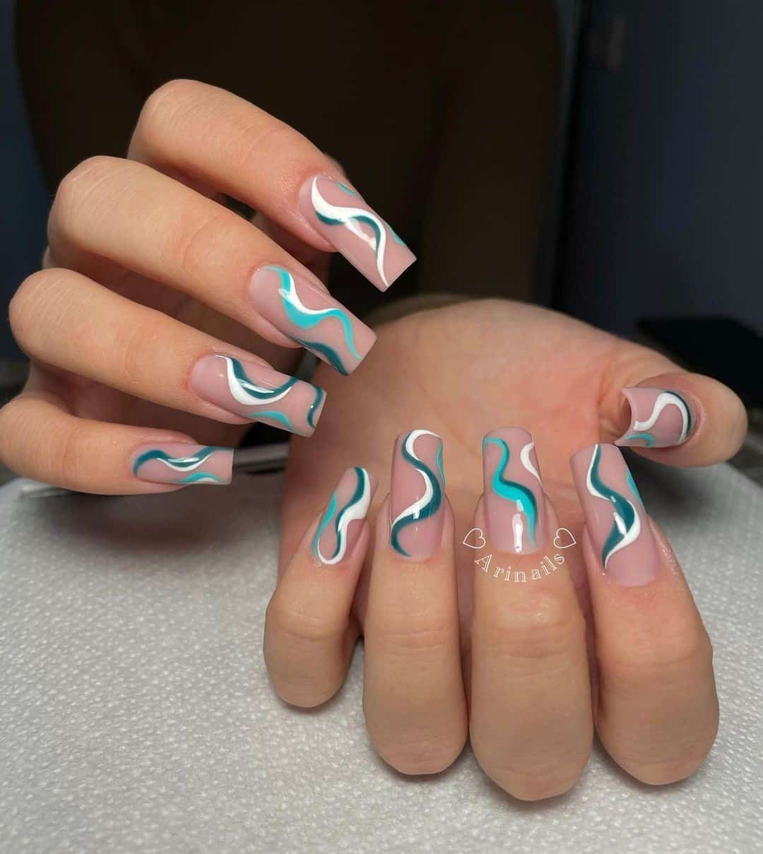 Top 30 Creative Nail Designs With Lines (Short And Long) 28 Tea Manicure With Line Detail