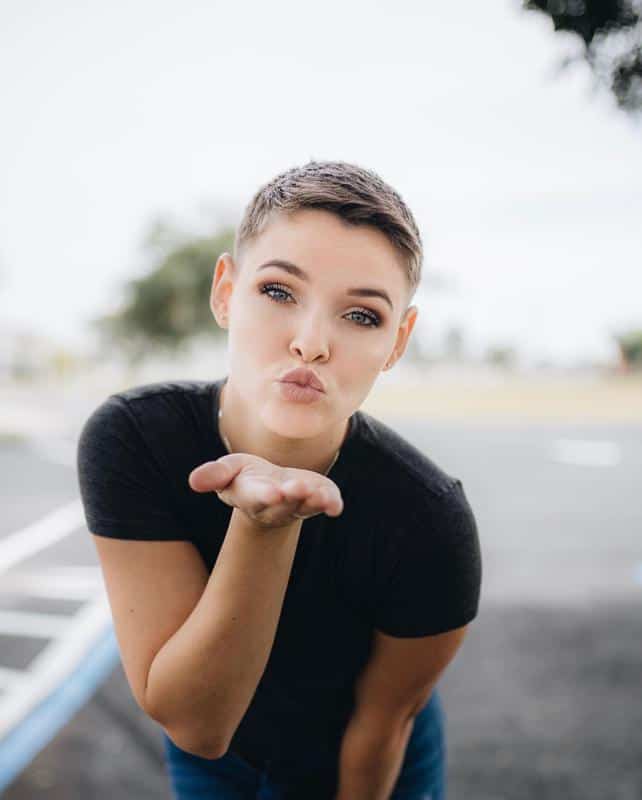 33 Perfect Pixie Cuts For Round Face That You Will Adore (2022 Version) 5 Ultra-Short Pixie