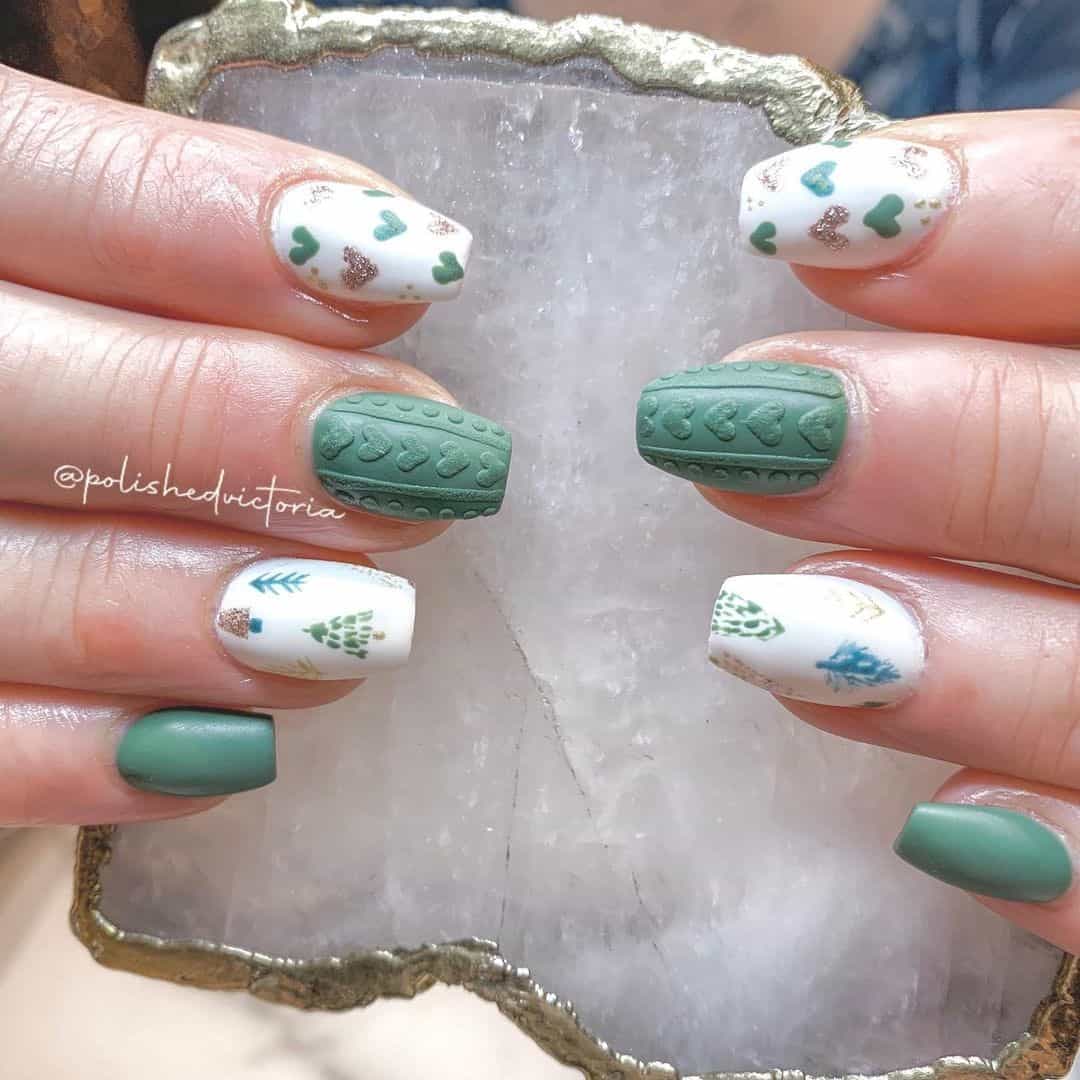 Coffin Green & White Manicure